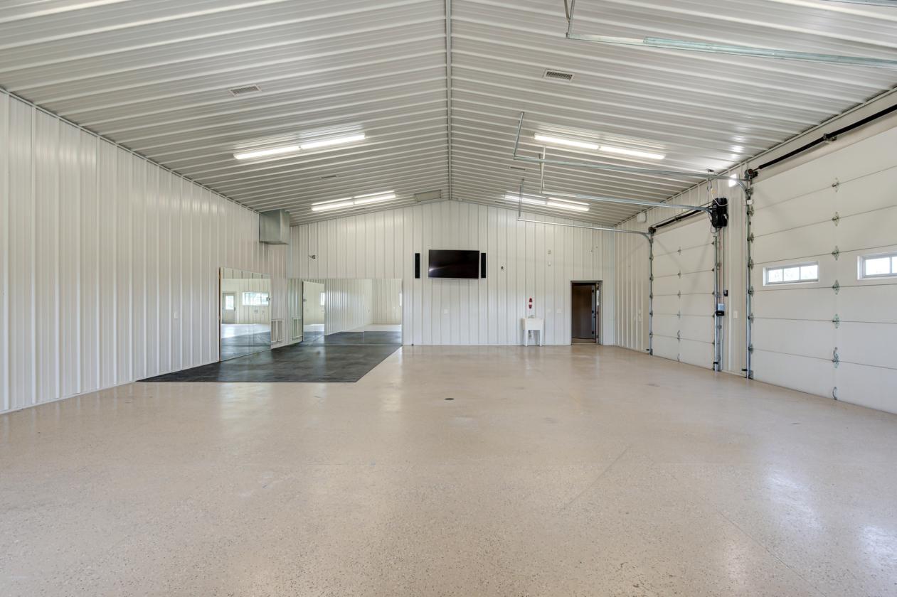 Luxury Horse Property - photo 9