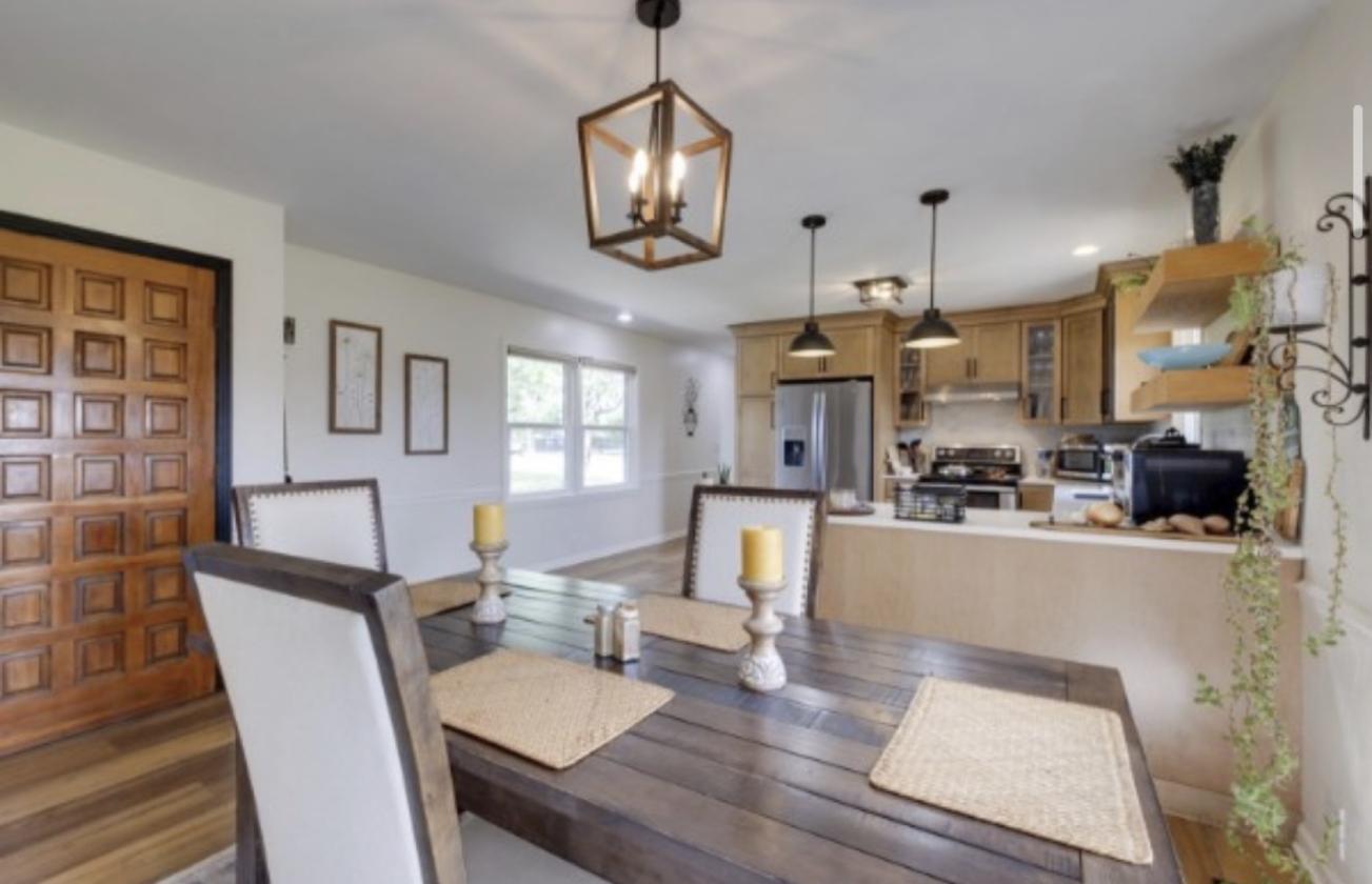 Horse Lover’s Dream on 3.71 Fenced Acres!! - photo 4
