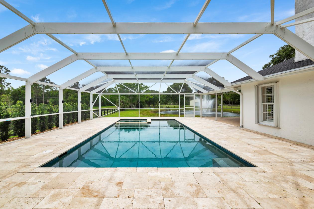 Custom Built 10 Acre Equestrian Estate - photo 12