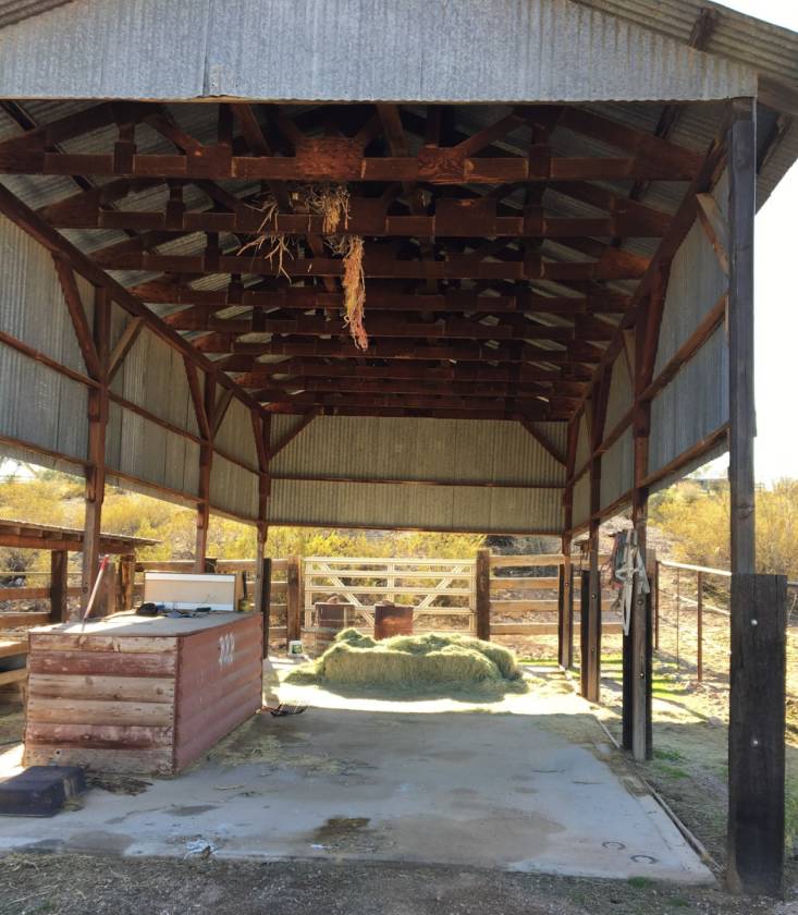 10 acres in the town of Wickenburg with home, guest... Wickenburg