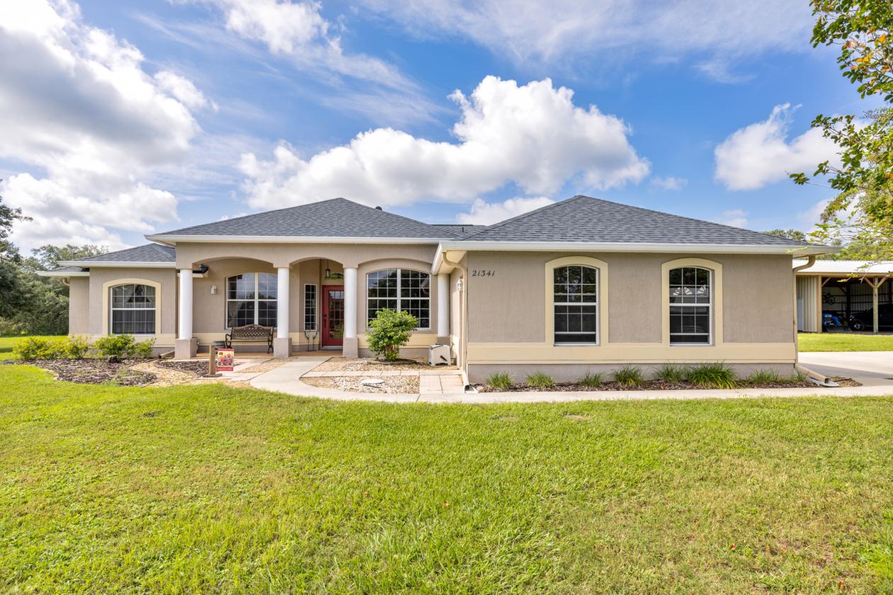 20 ACRE EQUESTRIAN PARADISE WITH NO HOA - photo 18