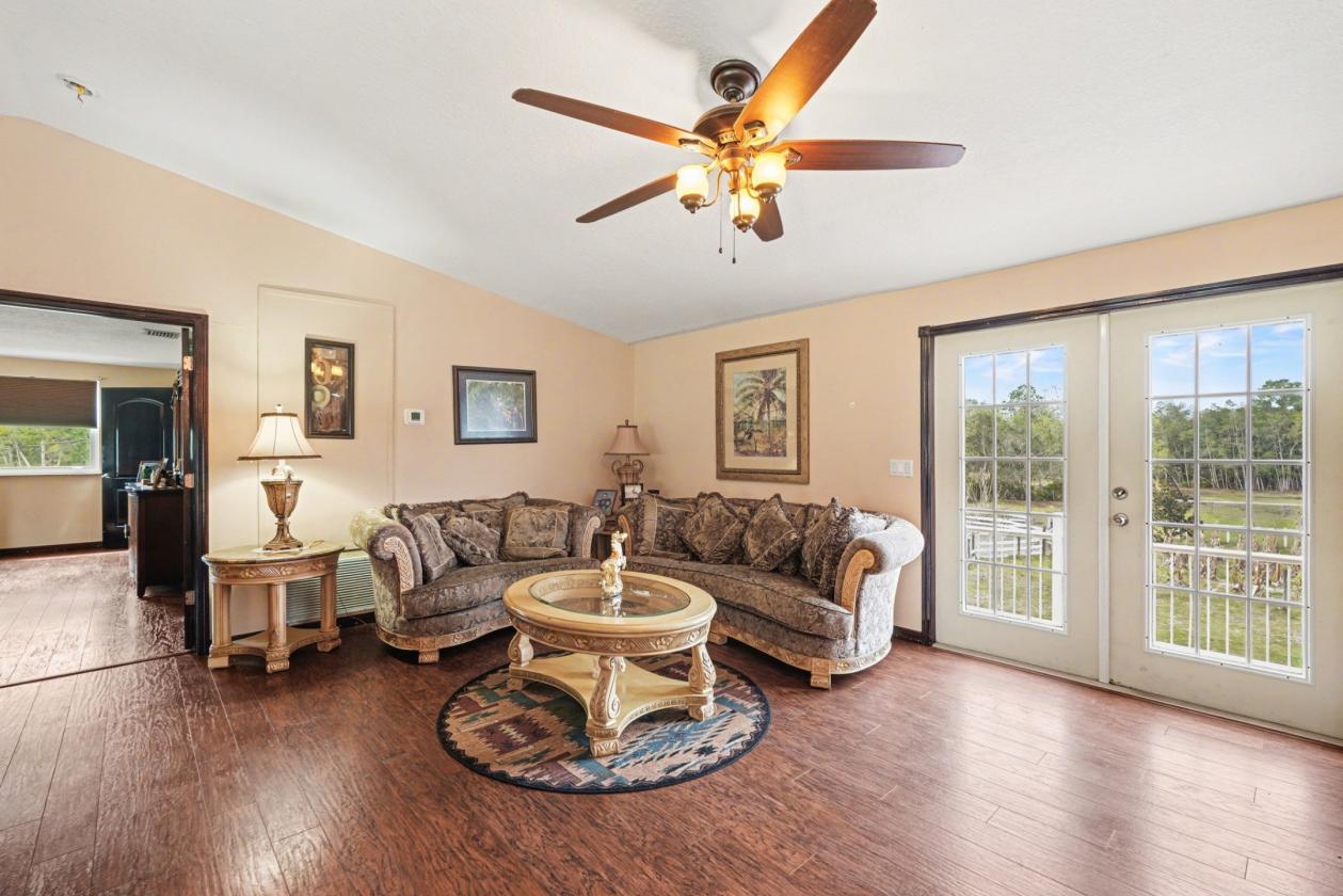 Affordable Equestrian property - photo 9