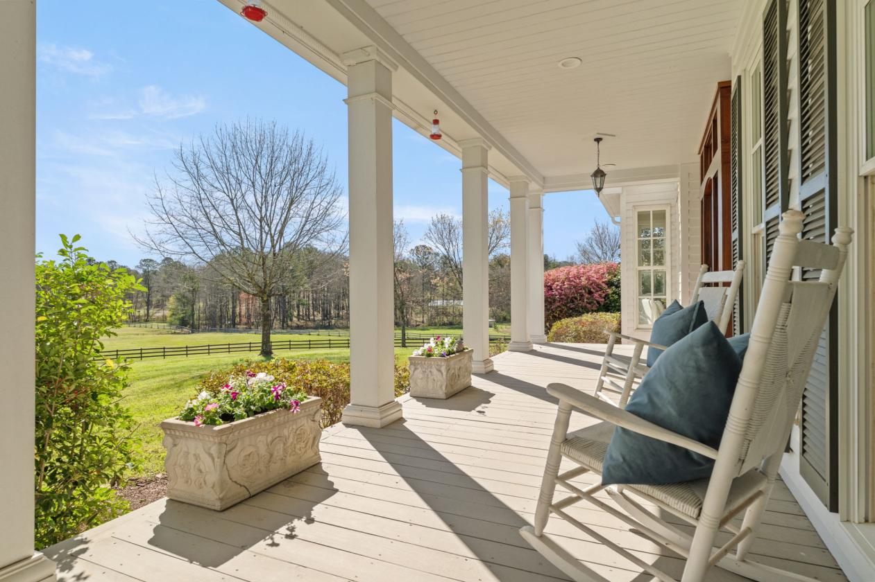 Luxury Farmhouse Equestrian Estate - photo 5