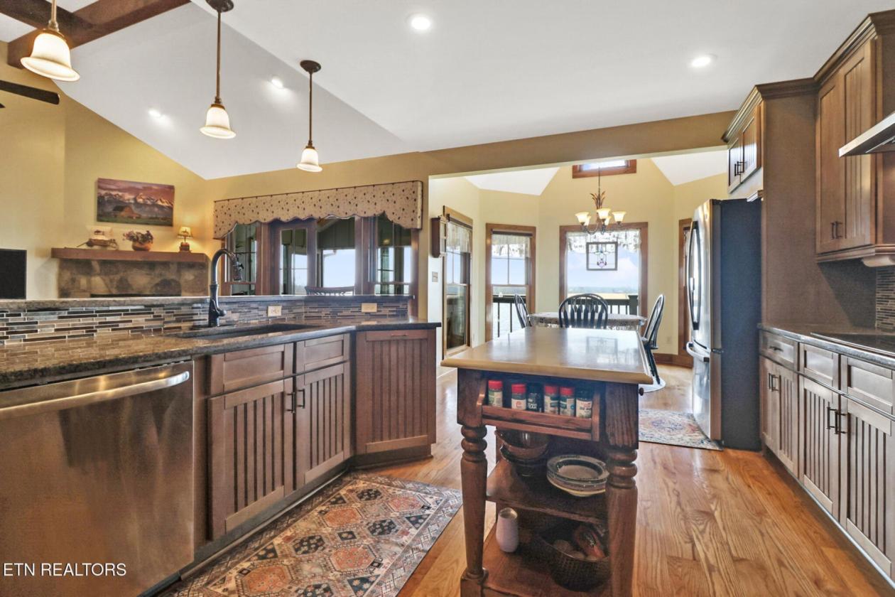 Lakefront Equestrian Estate - photo 10