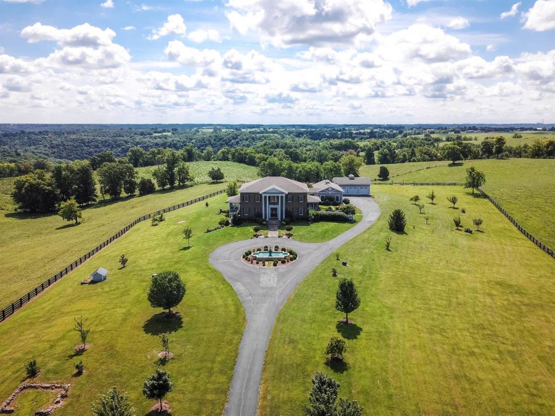 Horse Farm for sale. Salvisa, Mercer County, Kentucky