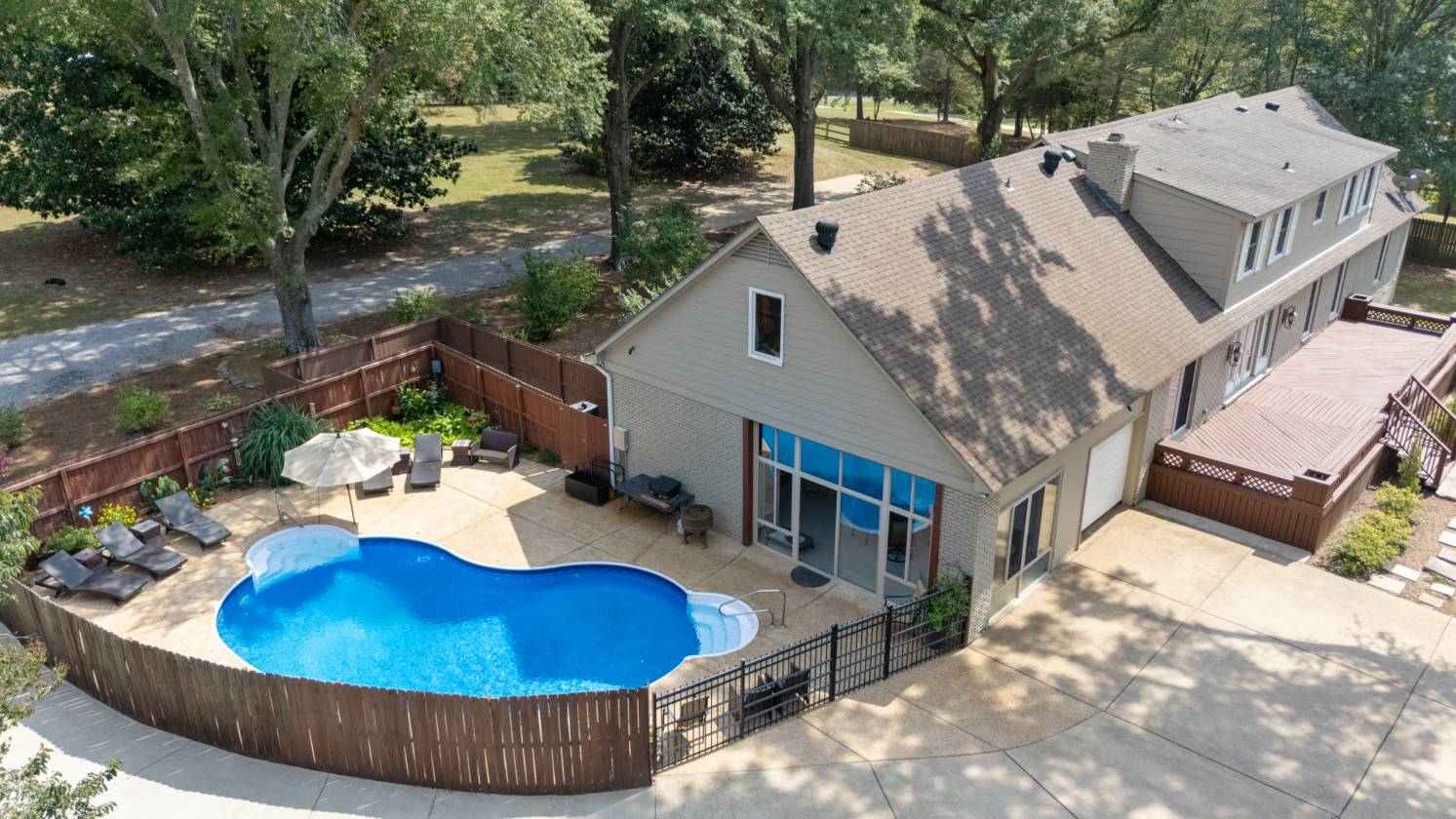 Horse Property for sale.