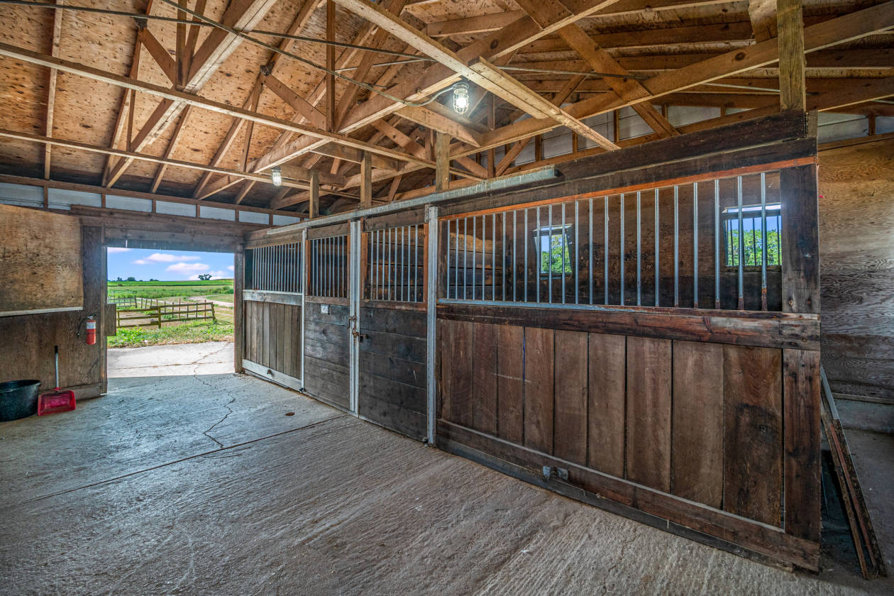 24 ACRE HORSE FARM; HOUSE, MAIN BARN WITH INDOOR ARENA... Oswego