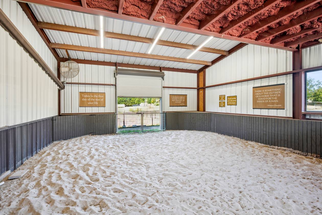Lucas Equine, and nature lover paradise - photo 9