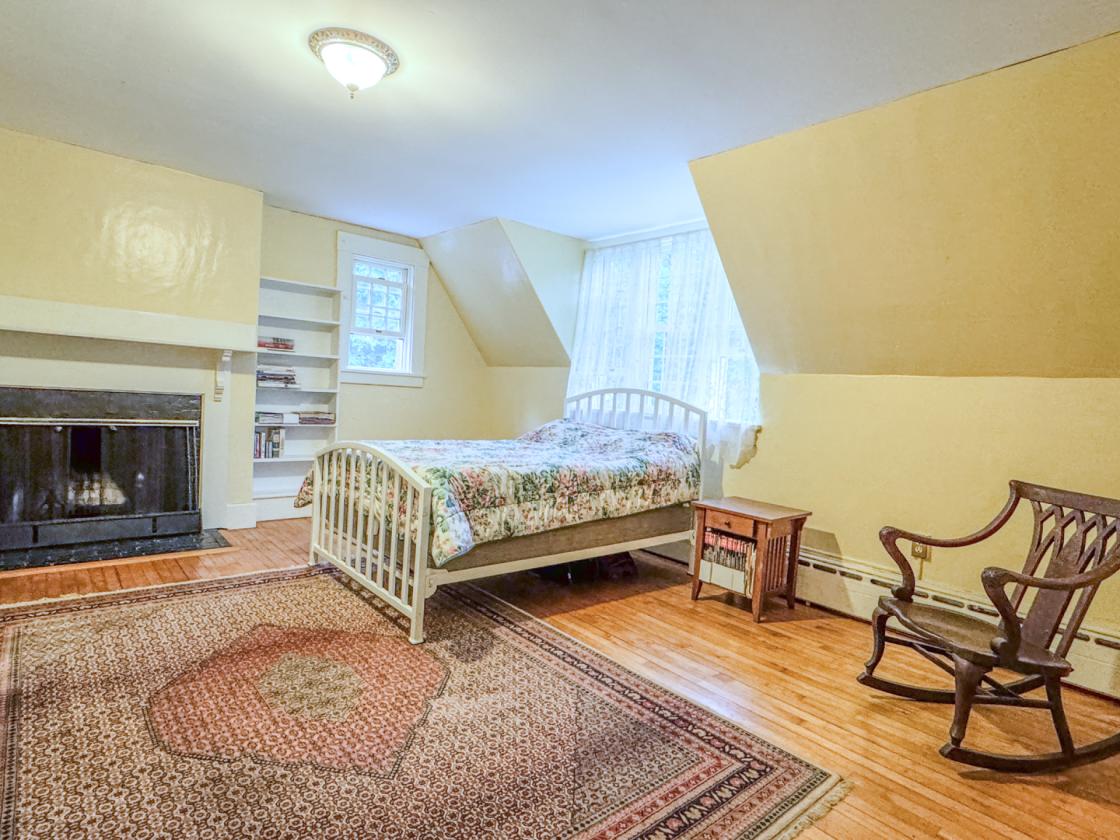 Own a piece of History - Classic Brick Colonial - photo 26