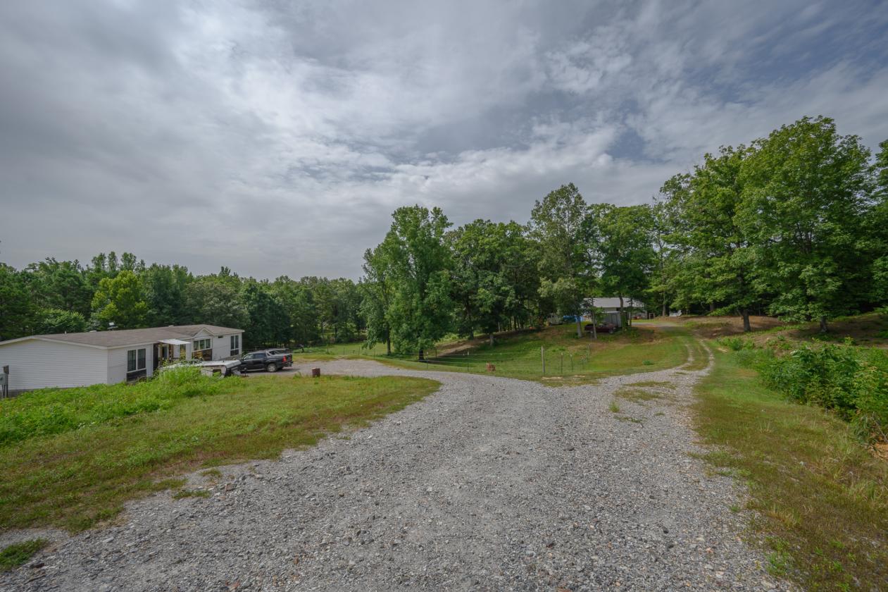 Creekside 17.7-acre horse and hobby-farm property - photo 1