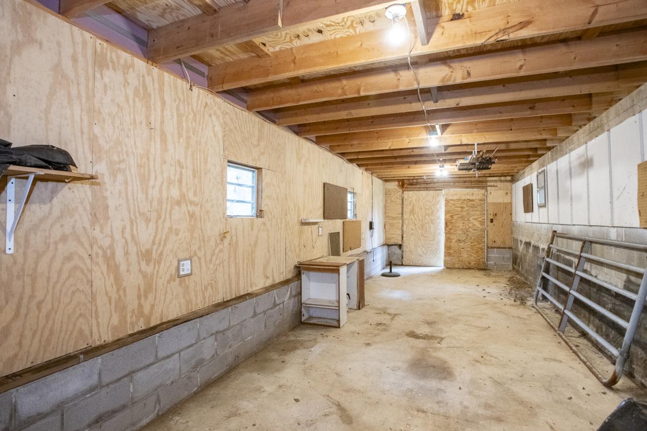 Bath Township Horse or Hobby Farm with Free Gas - photo 9