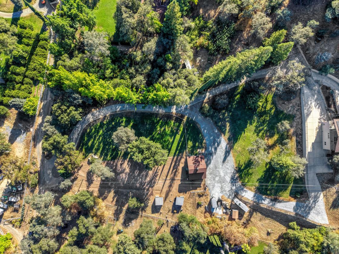 Country living at its finest! - photo 30