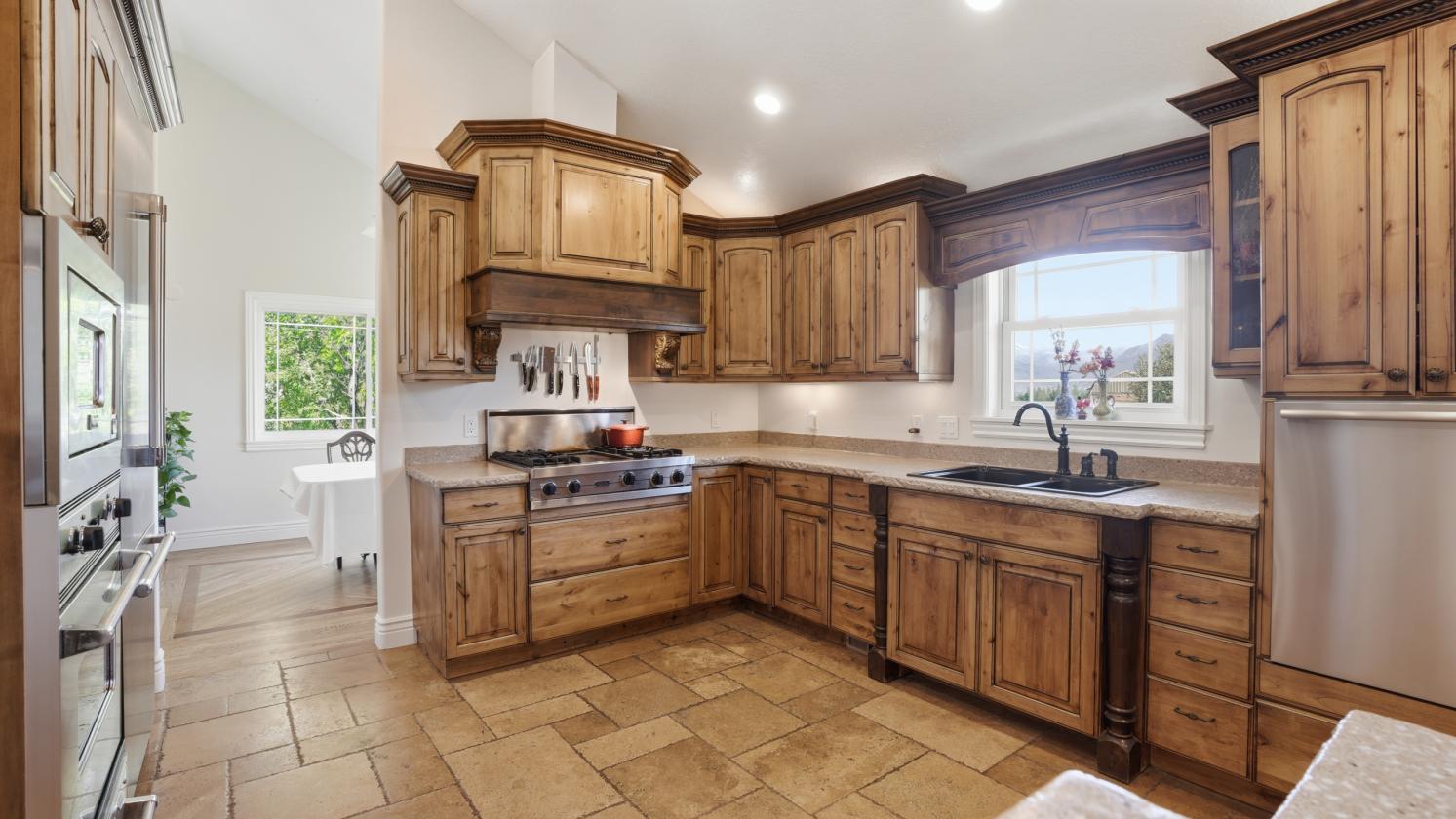 Amazing horse property - photo 16
