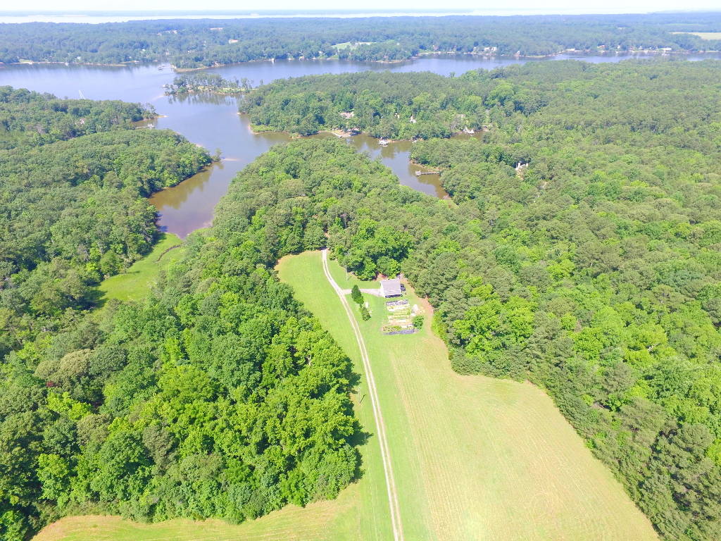 Waterfront Home in Virginia 44 Acres Lancaster, Lancaster County