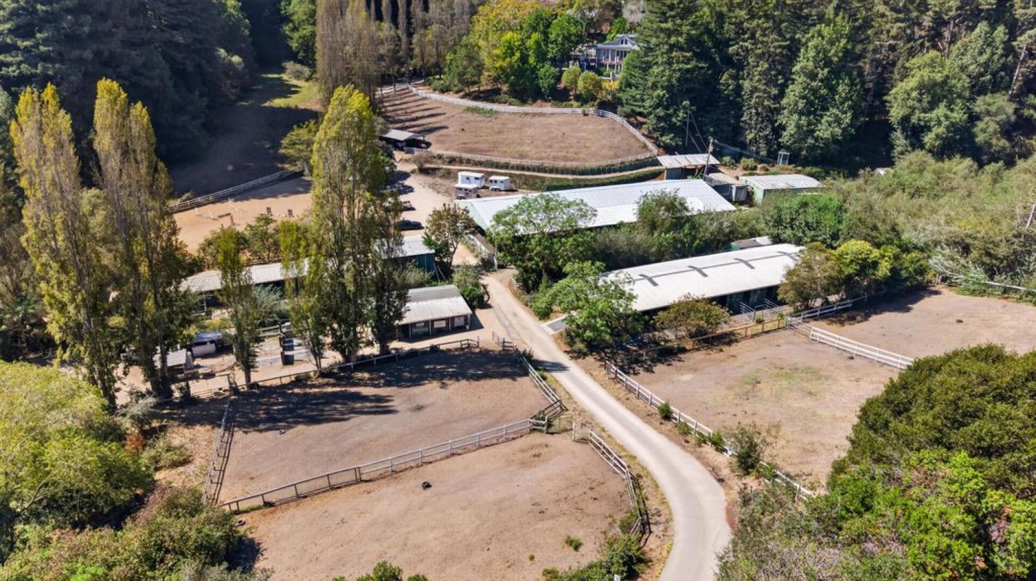 Legendary Willowpond Equestrian Estate - photo 18