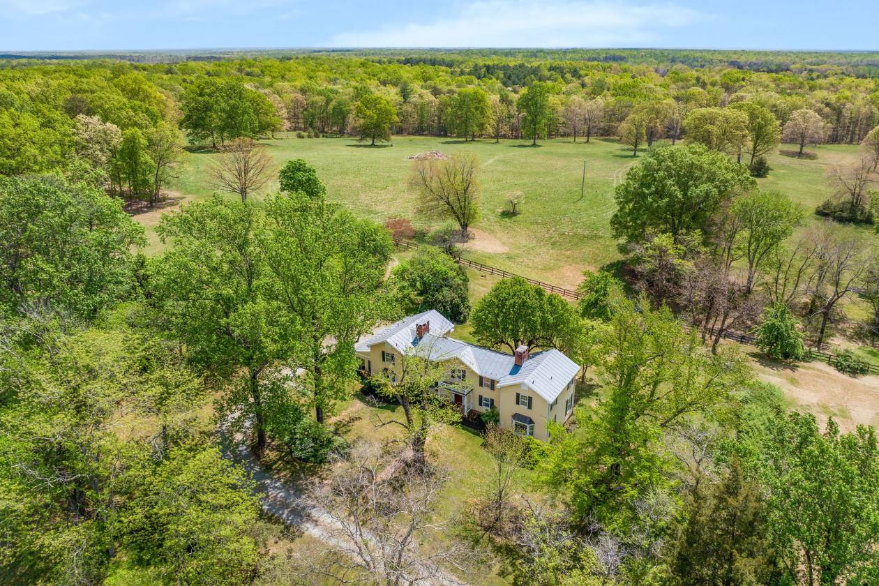 Horse Property for sale.
