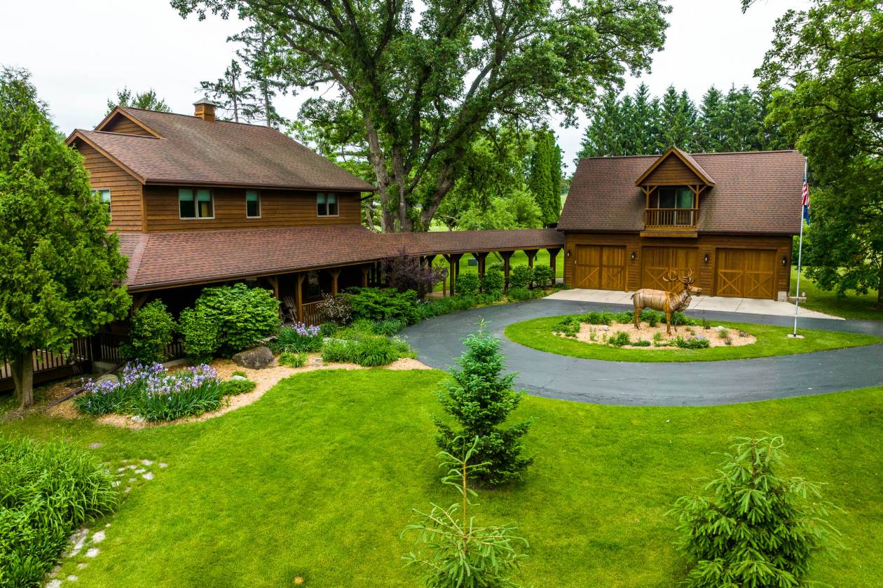 Horse Property for sale.