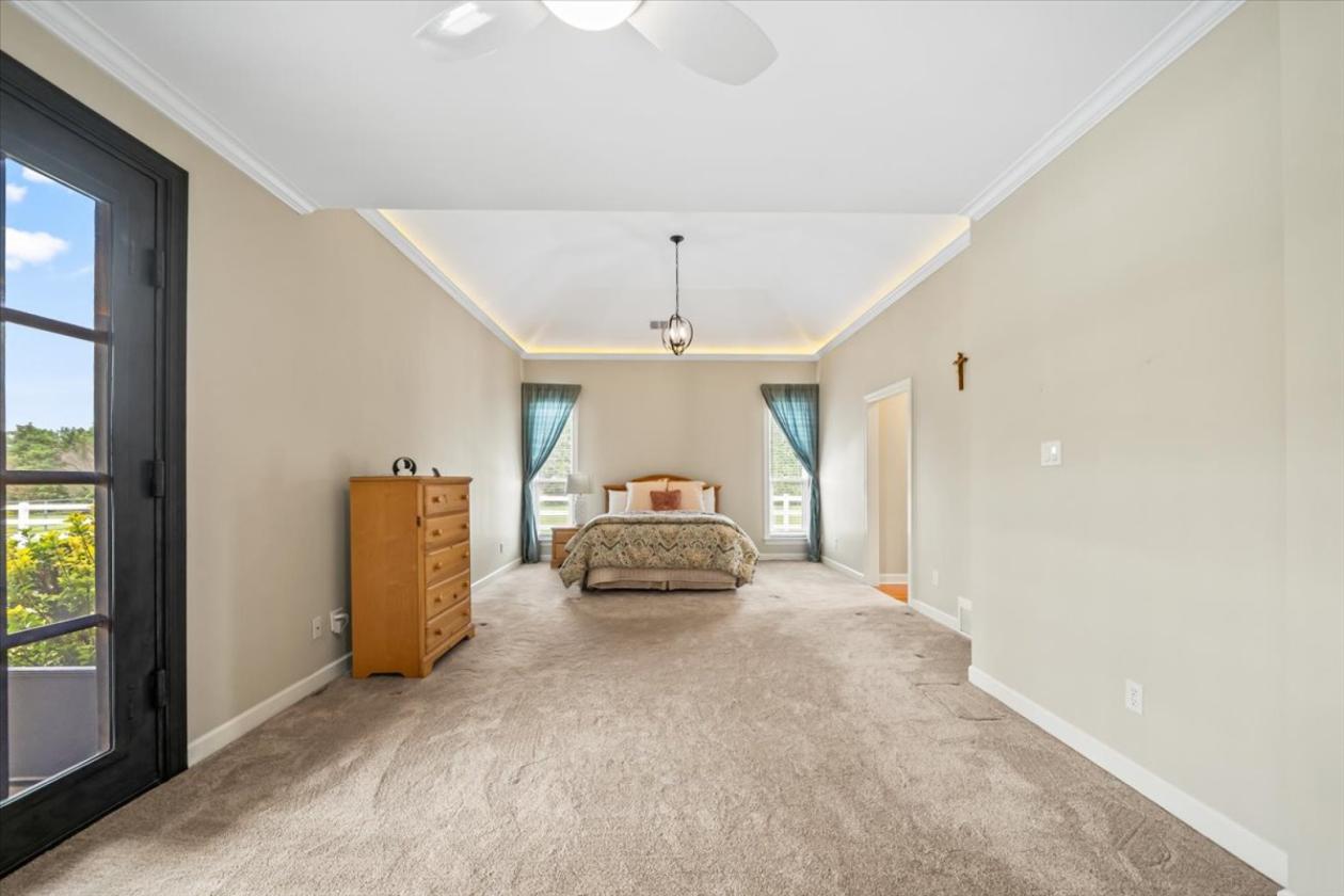 Luxury Equestrian Estate on 13.5 Acres - photo 18