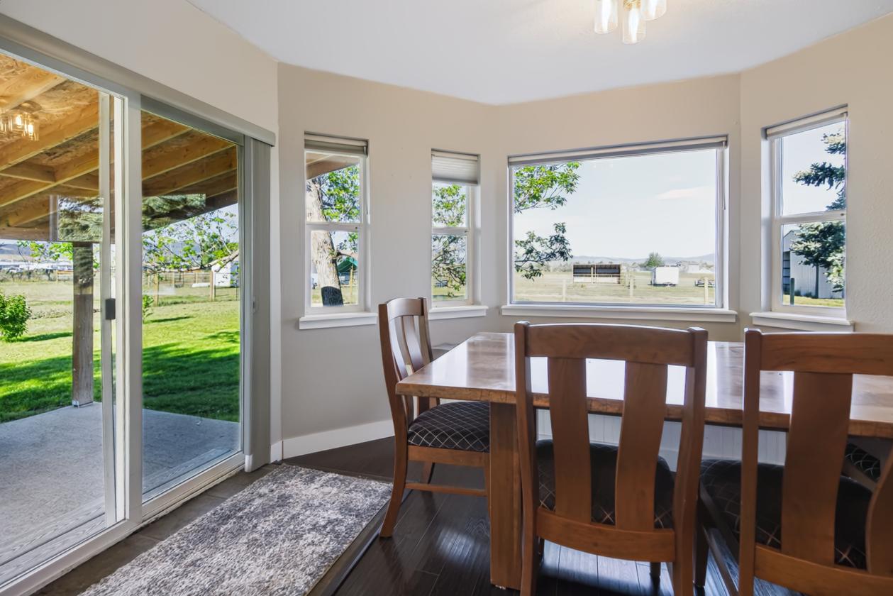 Charming Horse Property on 4.1 Acres - photo 16