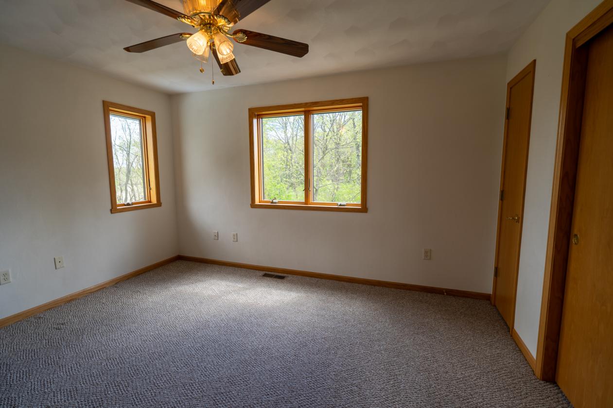 Bring Your Horses Home – 8 Scenic Acres Near MSN - photo 17