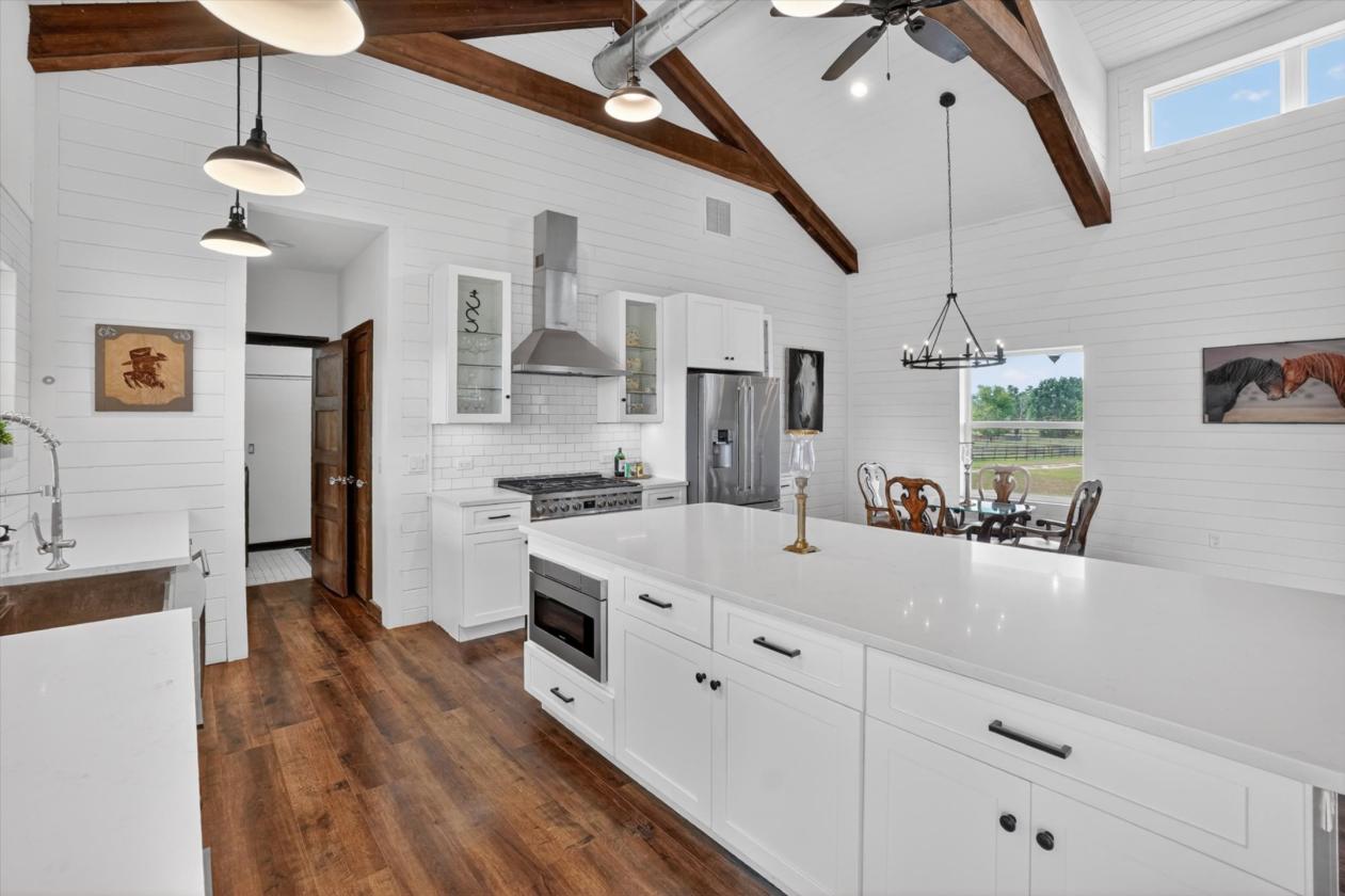 6.28-Acre Horse Farm in Shaw Farms - photo 7