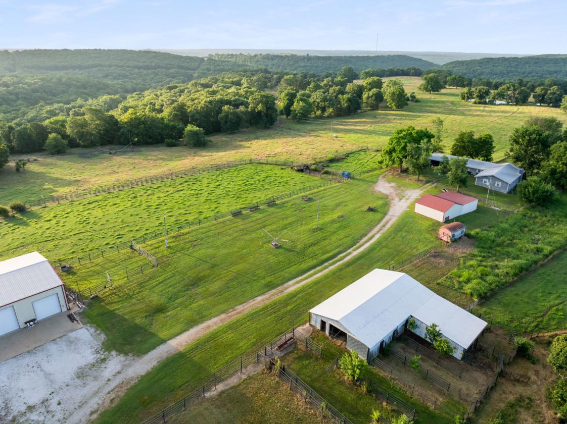246 Acre Legacy Ranch - Eastern Oklahoma - photo 2