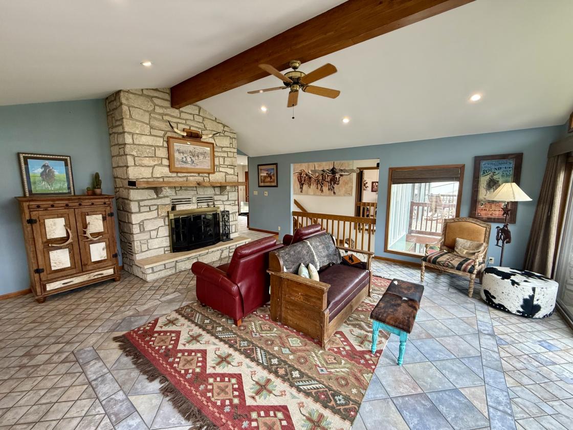 16.1± acre Flint Hills Horse Property - photo 18
