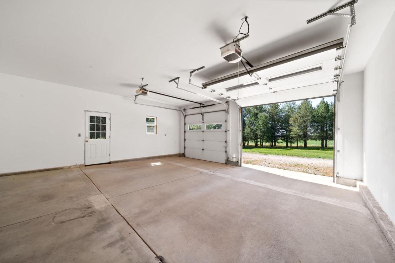 35-acre horse property with senior water rights - photo 22