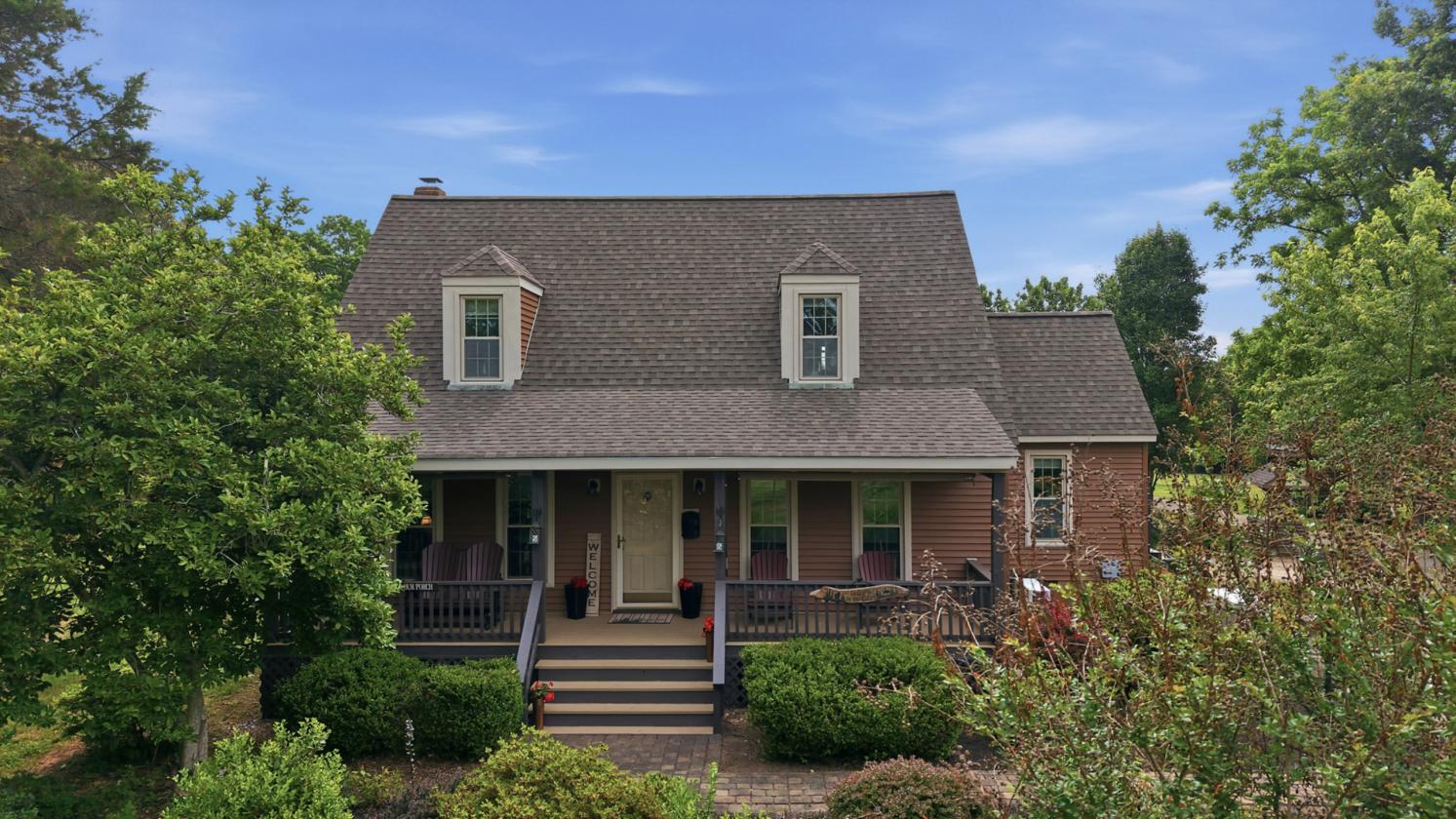 Equestrian Estate Bordering State Forest! - photo 8