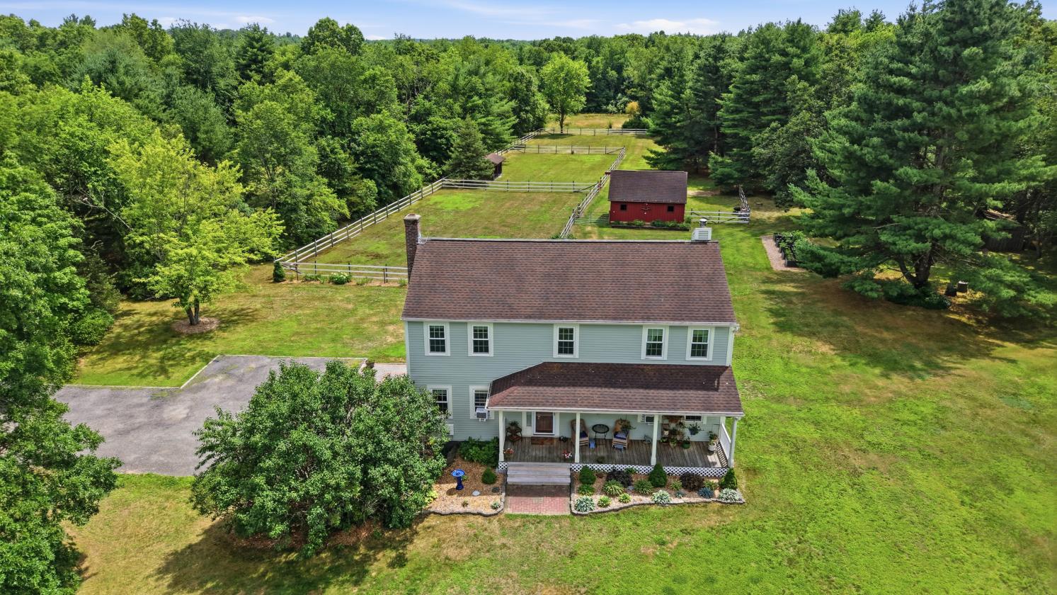 Beautifully Maintained Equestrian Farm/4.2 Acres! - photo 1