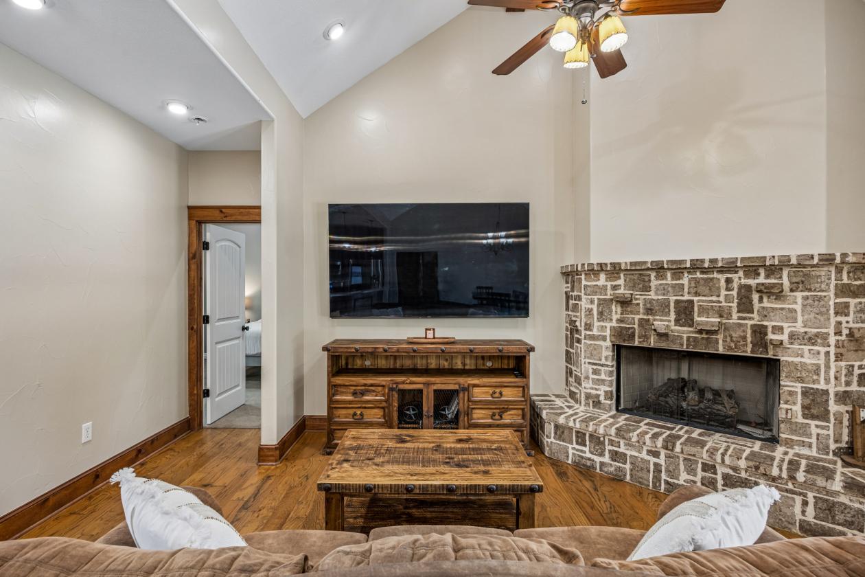 exceptional 12-acre equestrian estate - photo 7
