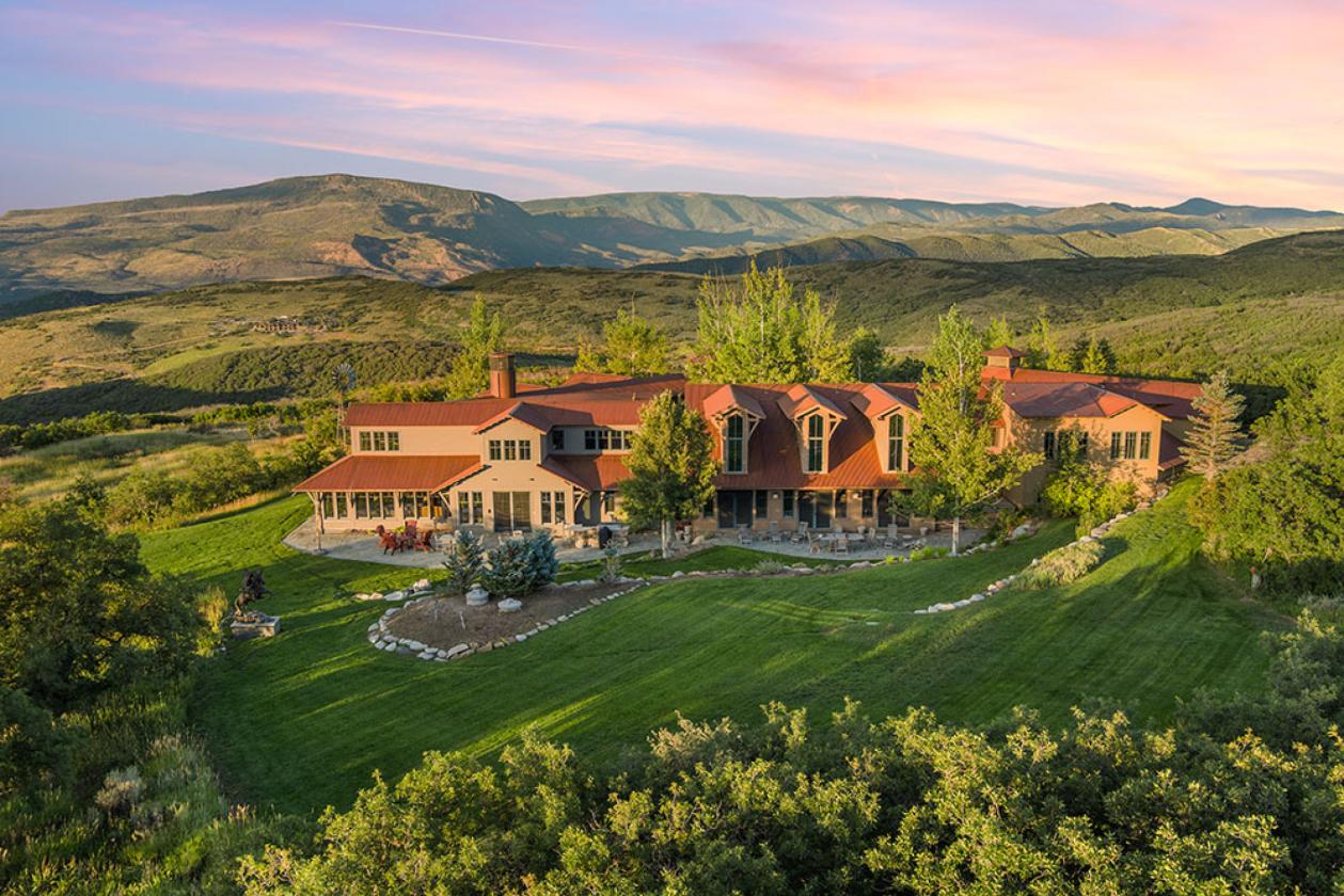 Quintessential Mountain Retreat - photo 29