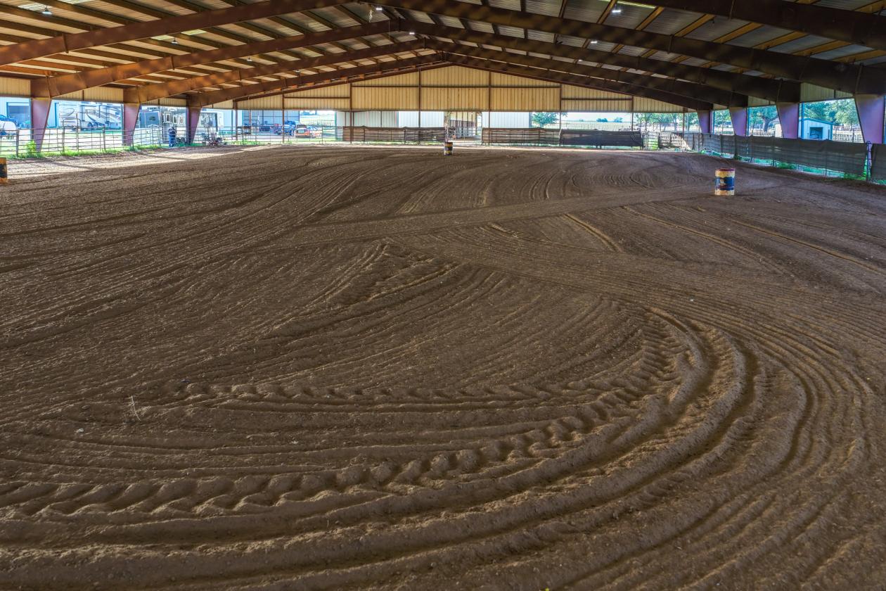 Income producing aquatread and covered arena - photo 1