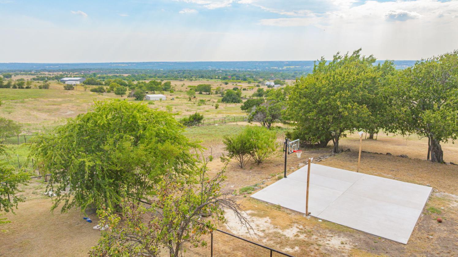 Weatherford TX Horse Property on 3.7 Acres w/ Pool - photo 15