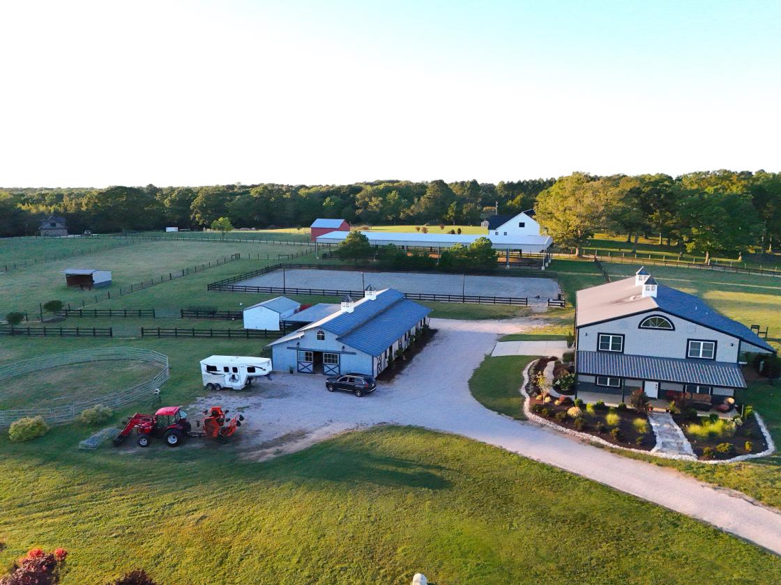 Luxury Horse Farm with 2 Homes and Covered Arena - photo 28