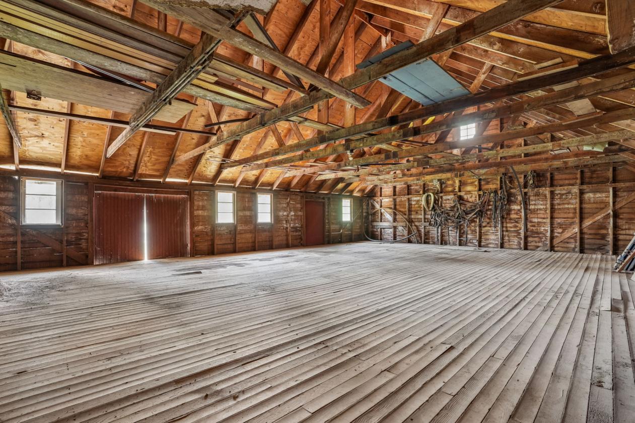 LUX EQUESTRIAN FARM READINGTON TOWNSHIP - photo 26