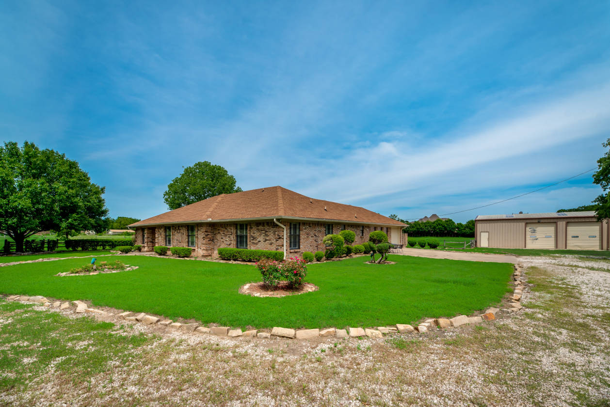 KELLER EQUESTRIAN PROPERTY MUST SEE!!! Keller, Tarrant County
