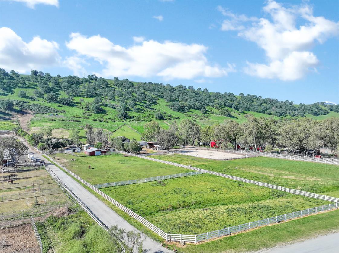 10 Acres in Briones Valley - photo 2