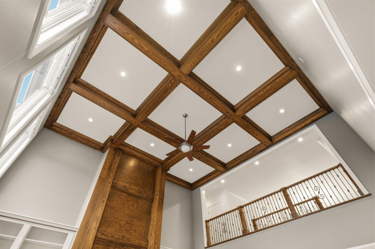 Private 31+ Acre Estate perfect for Horse Lovers - photo 16