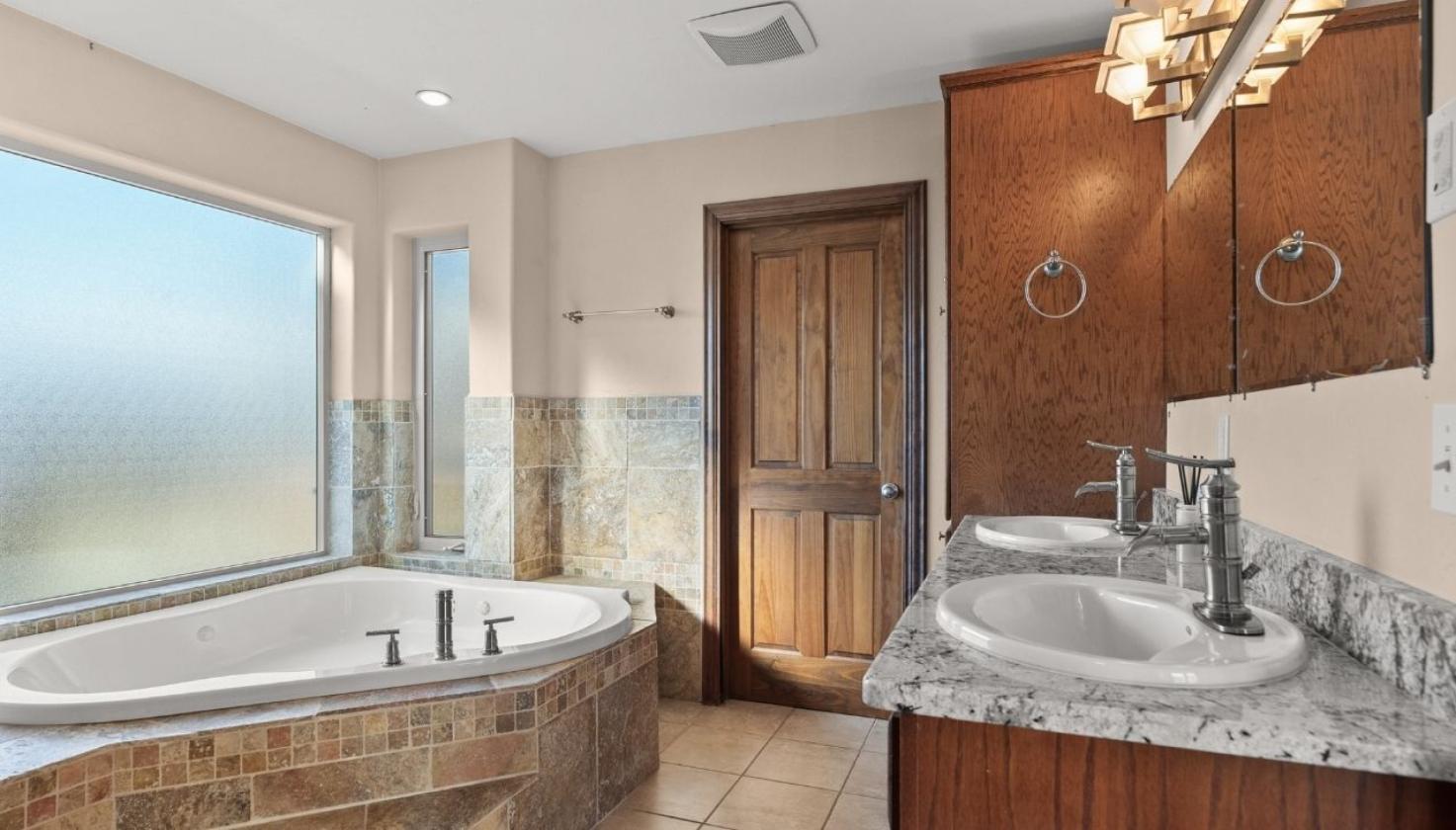 Built for Horses. Designed for Living. - photo 21