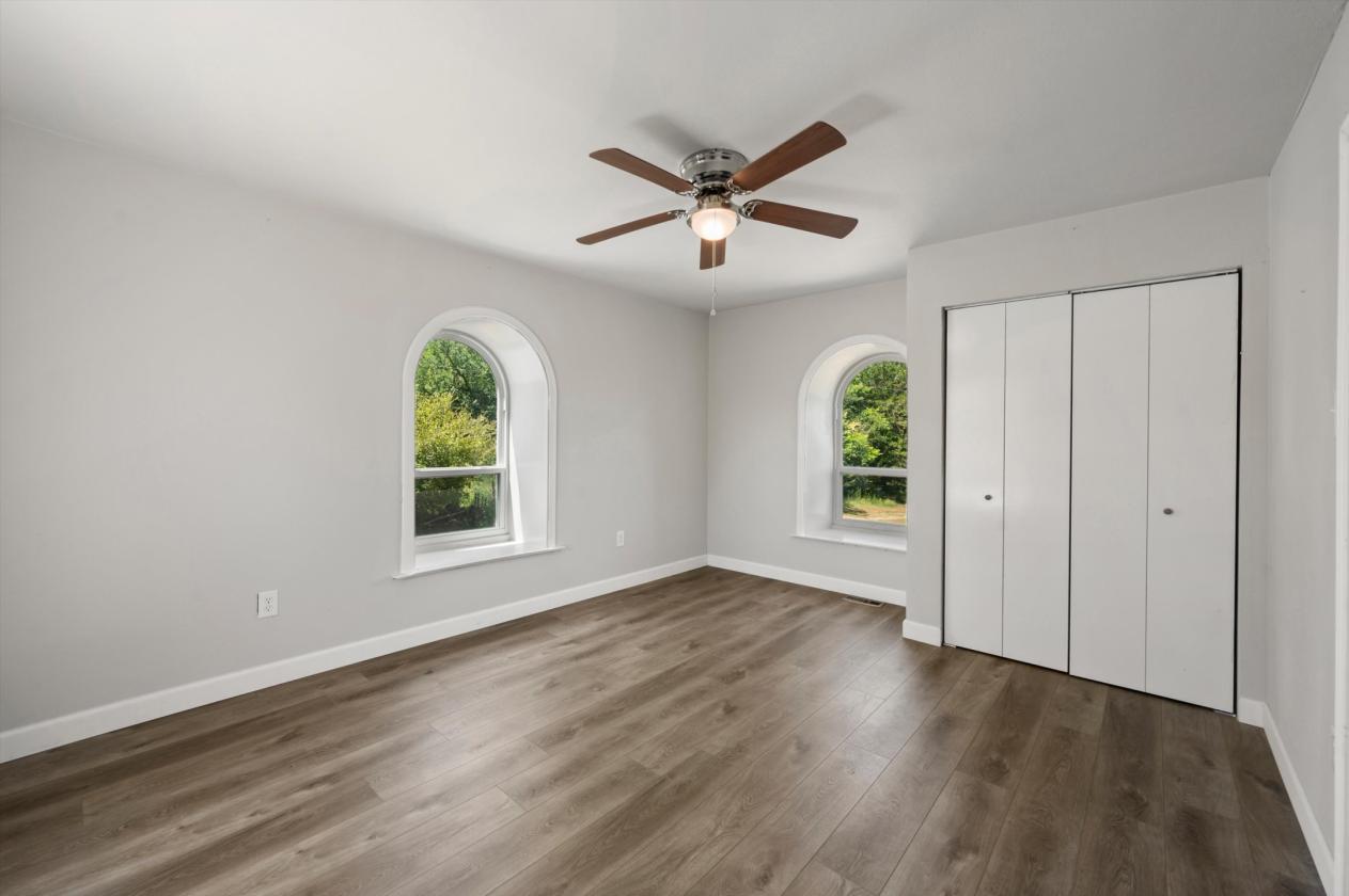 Updated home on 5.93 acres - photo 25