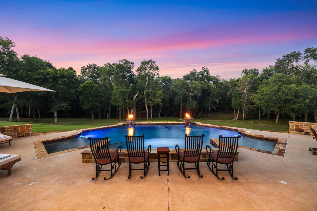 13.6 Acres of Luxury in the Gated Community - photo 20