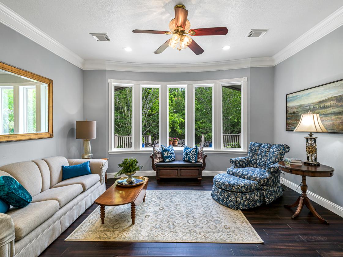 Equestrian-friendly Luxury Property - photo 6