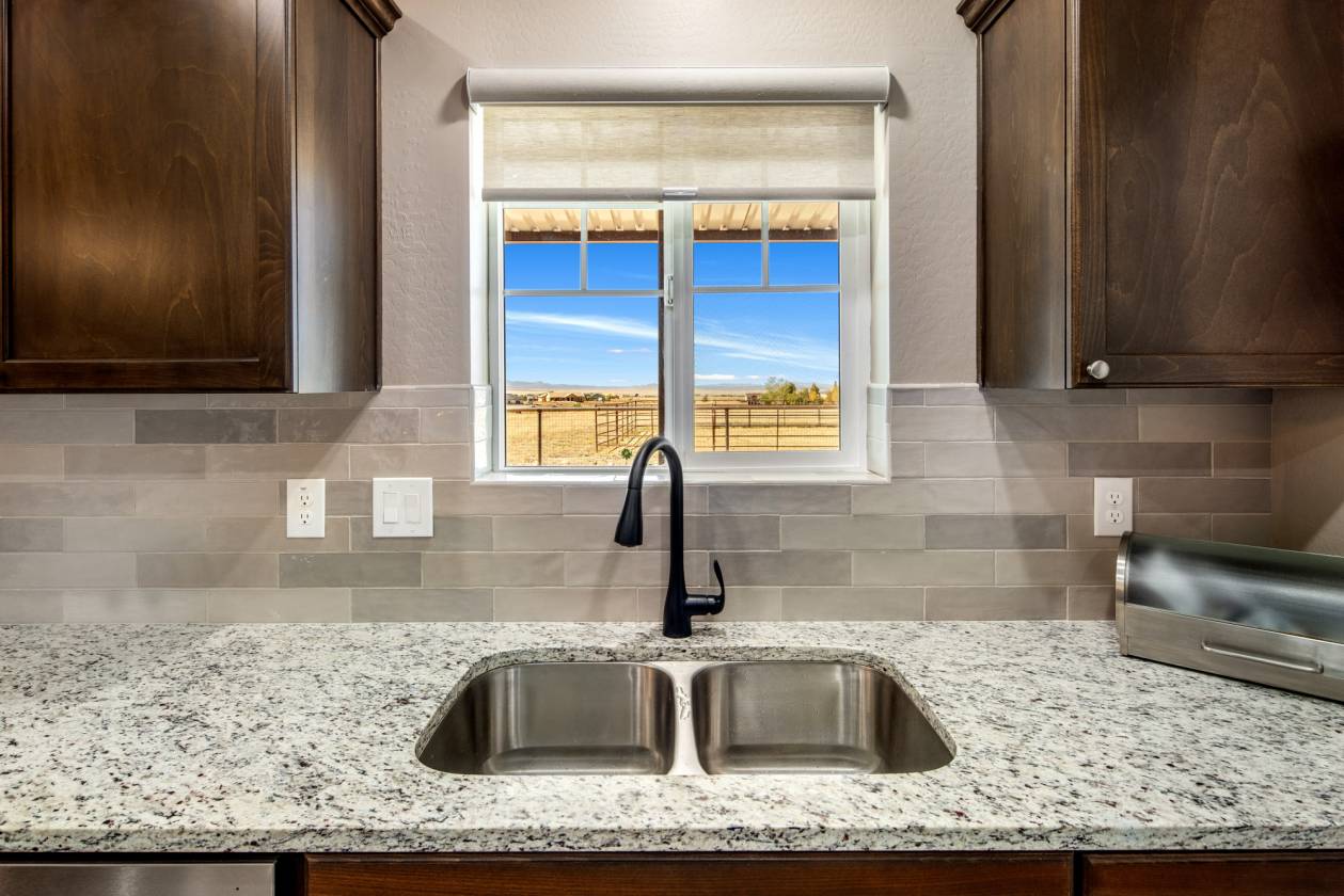 3 Acre Horse Property with Beautiful Mountain View - photo 12
