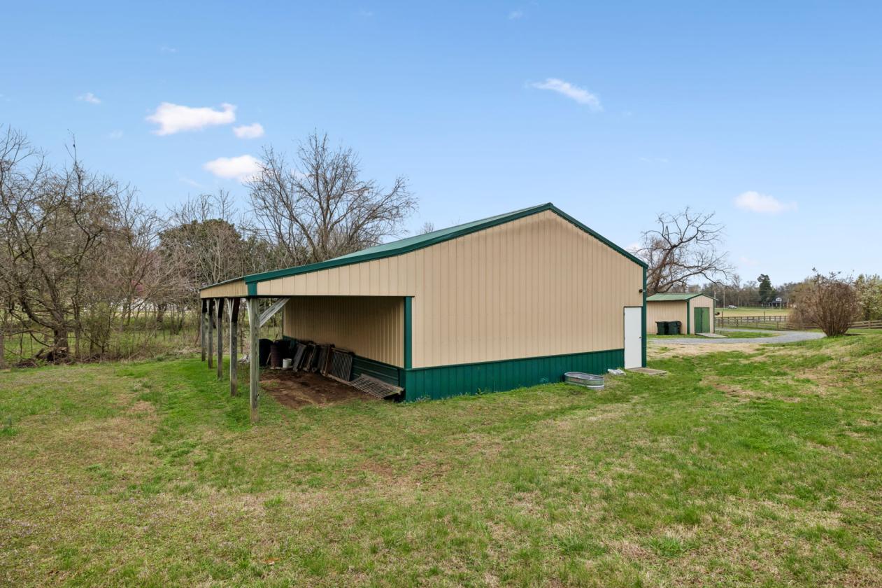 11-acre Horse or Hobby Farm with 5 stall barn - photo 11