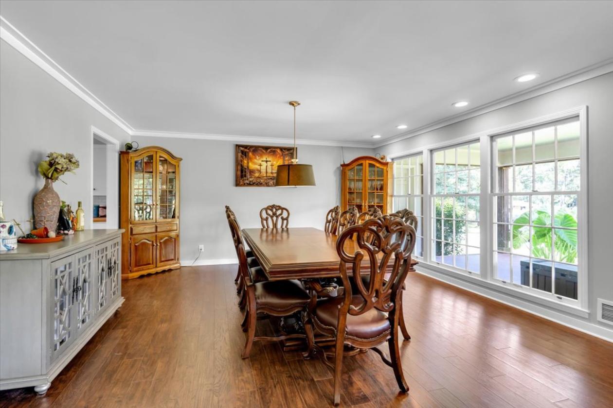 Private Equestrian Estate - photo 7