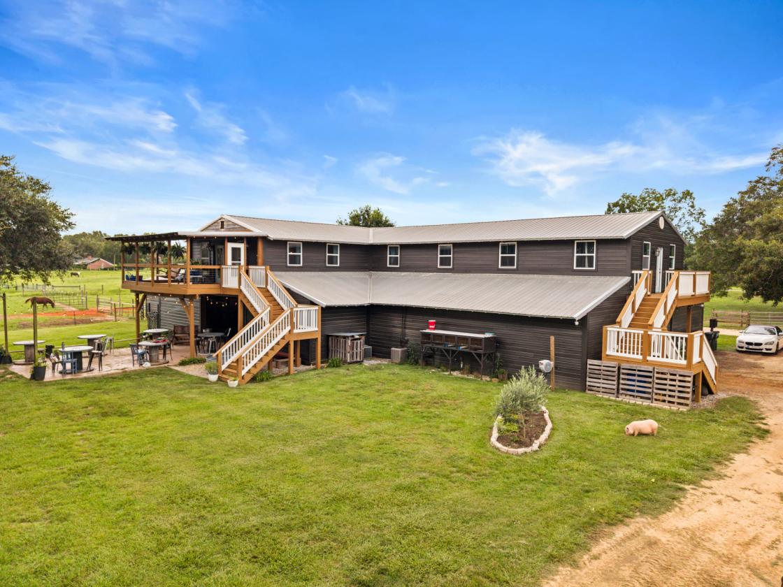 Turnkey Luxury Equestrian Estate - photo 12