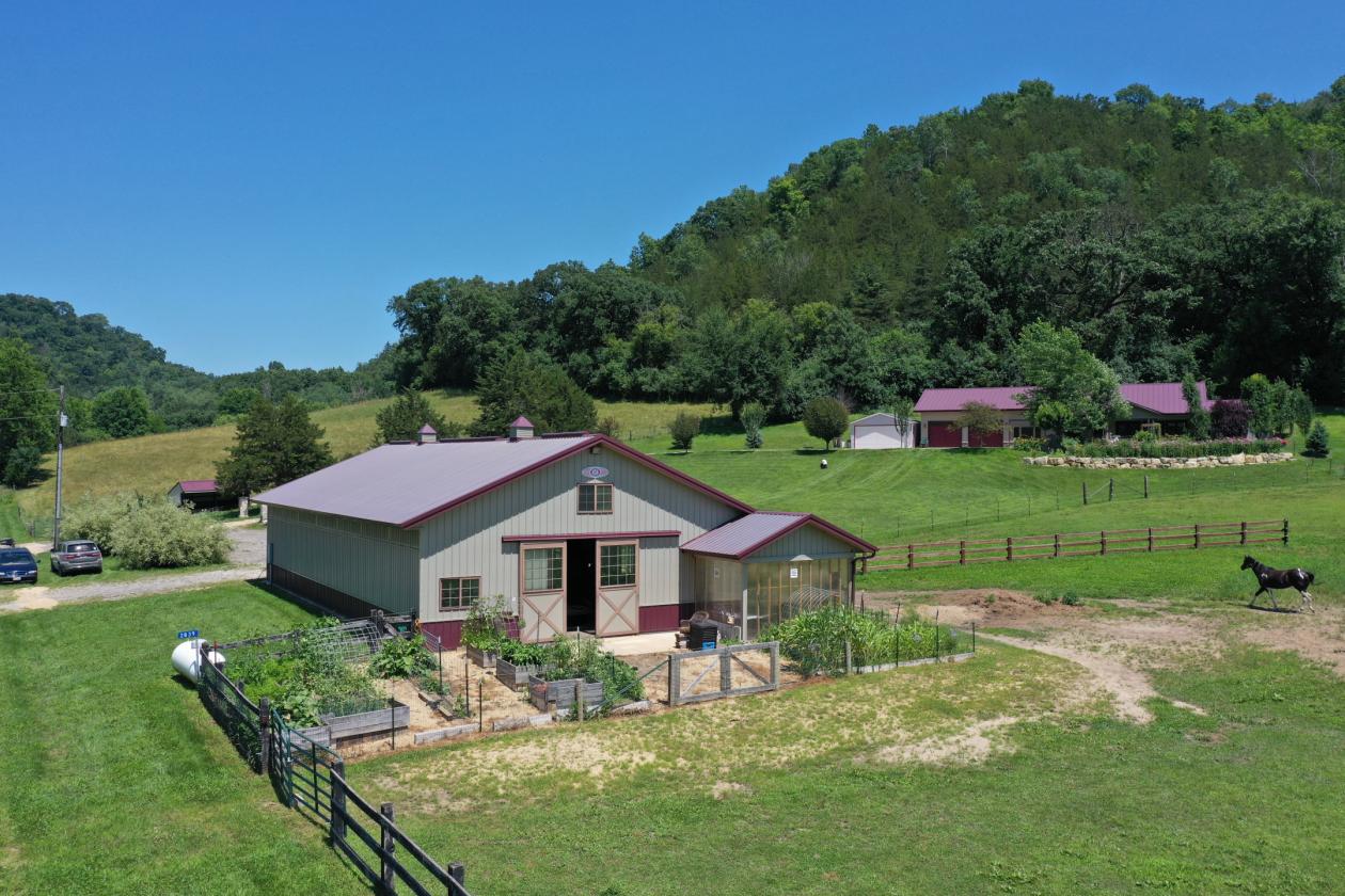 Horse/Hobby Farm on 17 Acres - photo 11