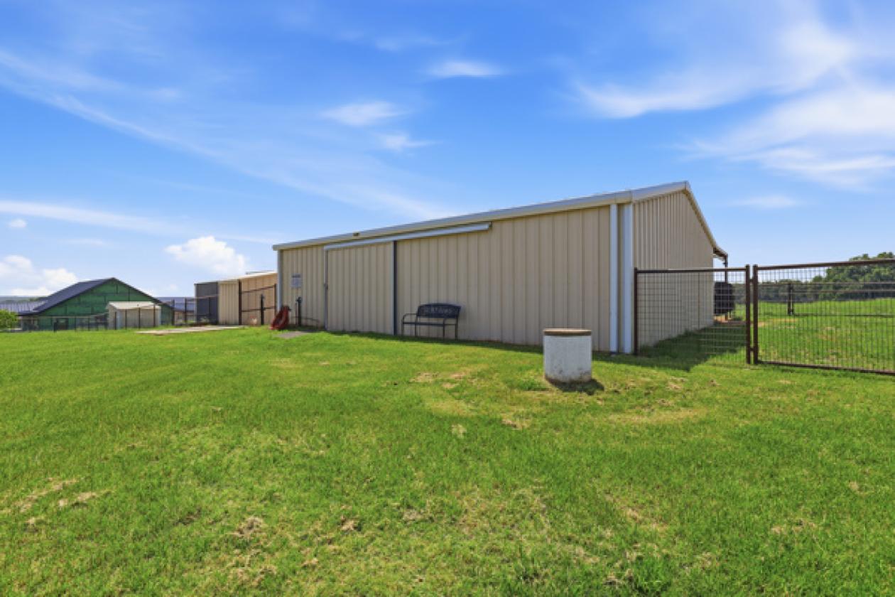 PRICE UPDATE! Turn-key horse property - photo 18