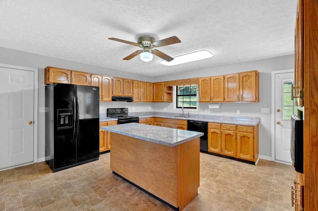 Mountain Views & Endless Possibilities on 49± Acre - photo 30